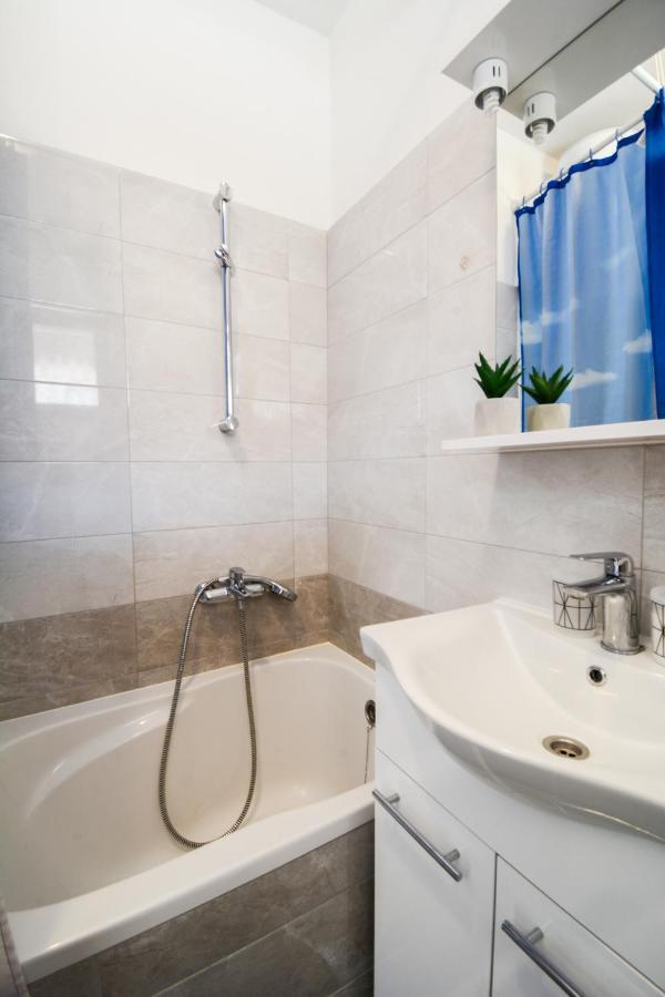 Apartment Guest House Leo ซาดาร์ ภายนอก รูปภาพ